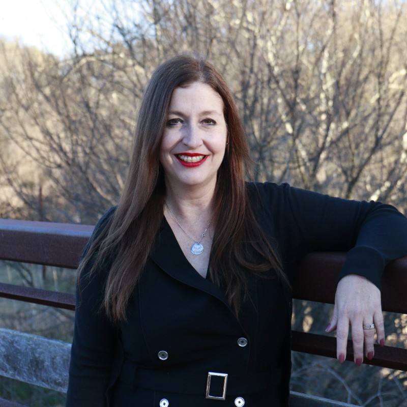 Headshot of Carolina Carner, Texas instructional coach